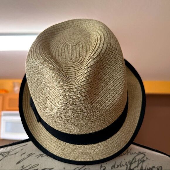 Ladies Cream and Black Hat - Picture 1 of 5